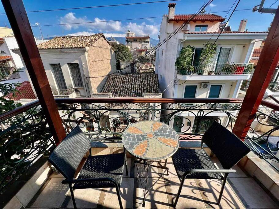 Στούντιο Κέντρου Άνω Πόλης Πάτρας Apartment Exterior foto