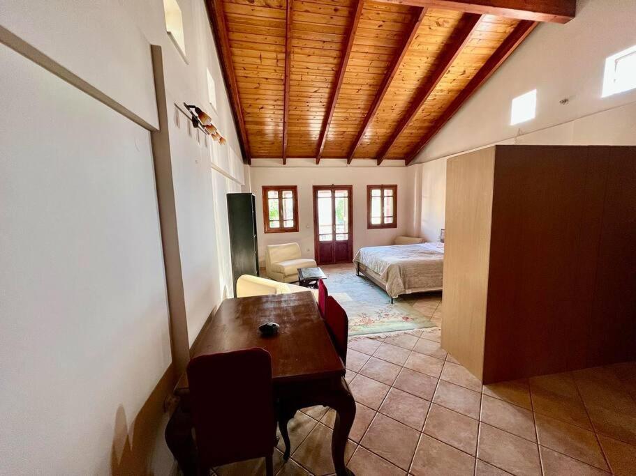 Στούντιο Κέντρου Άνω Πόλης Πάτρας Apartment Exterior foto