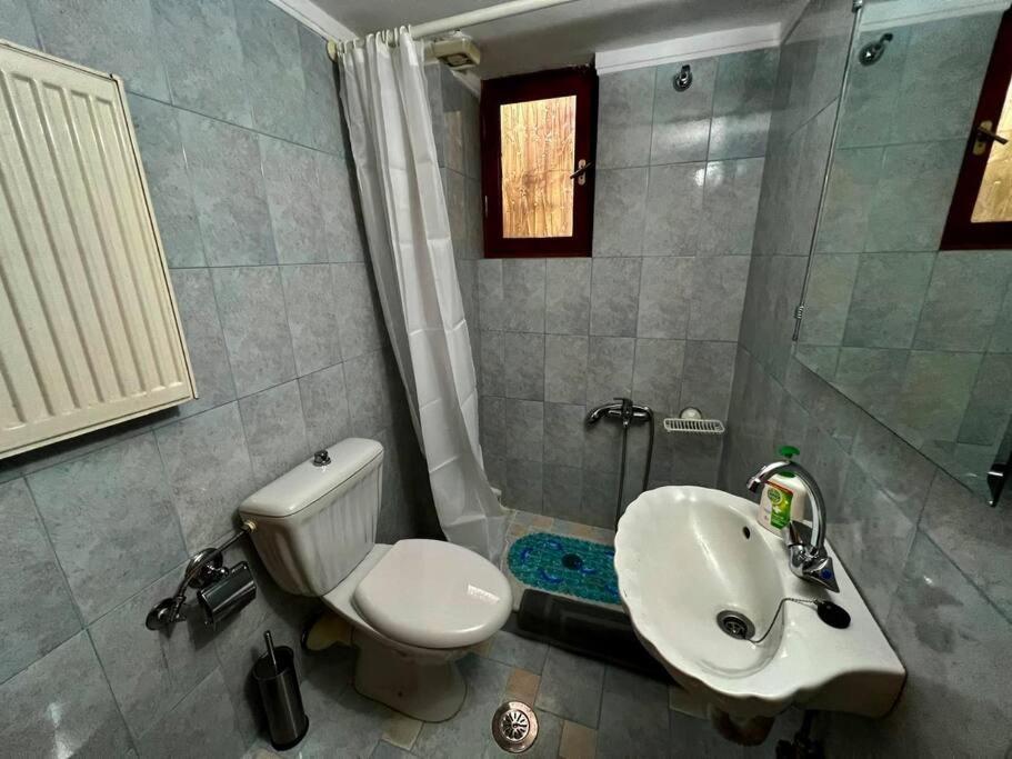 Στούντιο Κέντρου Άνω Πόλης Πάτρας Apartment Exterior foto